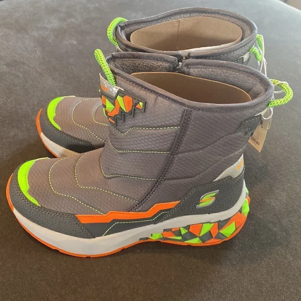 Sport by Skechers Boy’s Zuko Gray Water Repellant Zip Up Boots Size 2 NWT